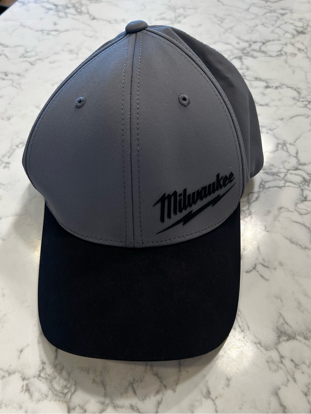 Milwaukee Gray Workskin Flexfit Hat Small/Medium